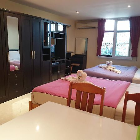 Chaiyapoon Inn Pattaya Exteriör bild