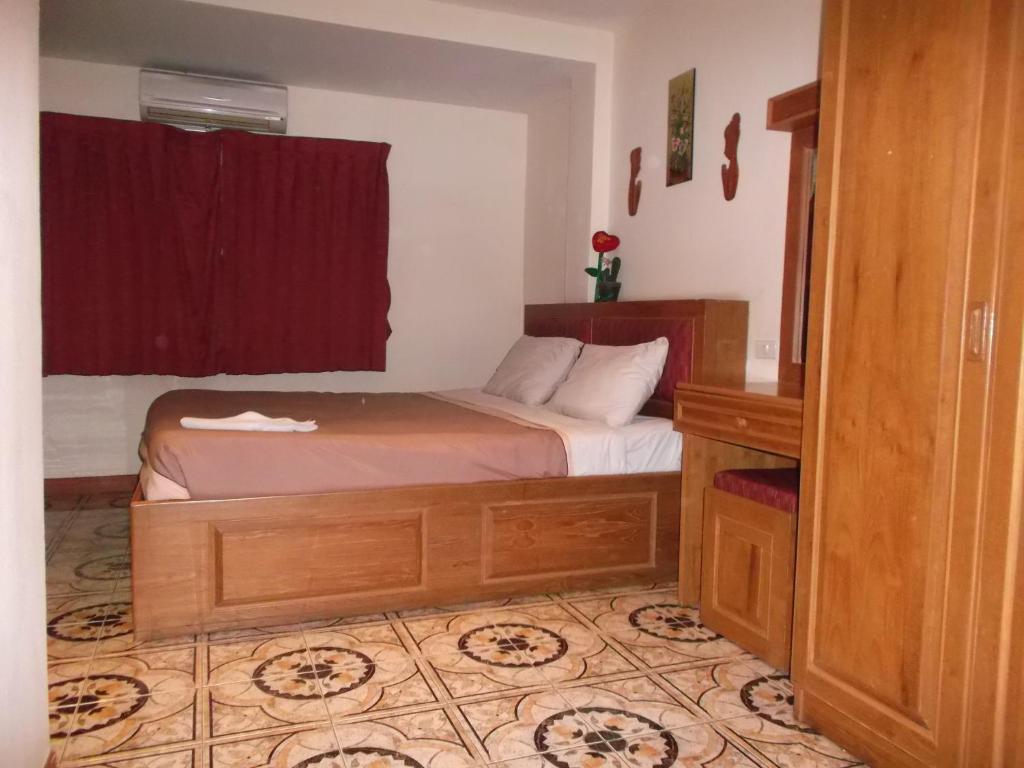 Chaiyapoon Inn Pattaya Rum bild