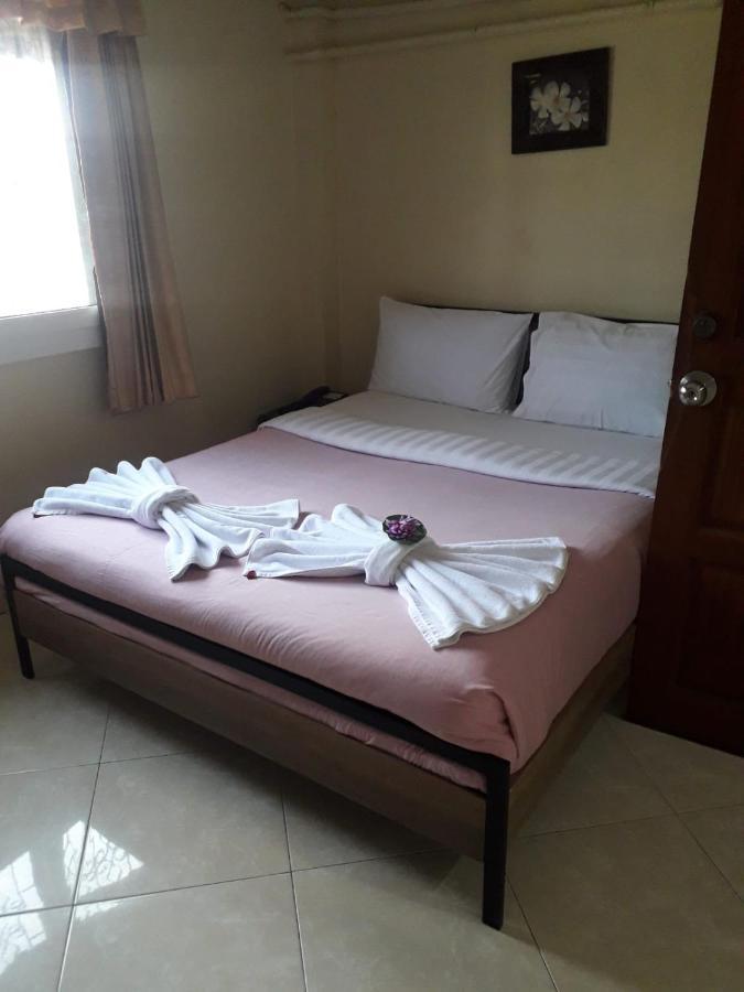 Chaiyapoon Inn Pattaya Exteriör bild